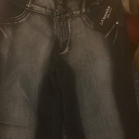 LA Bonita Moda Xpress  Womans Skinny Jeans - Picture 2 of 7